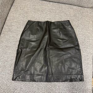 Aritzia Talula black leather skirt